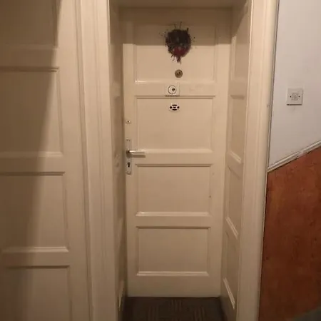 Apartment 1br Flat In Heart Of W/ View