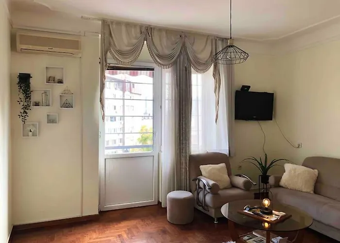Apartman 1br Flat In Heart Of W/ View *